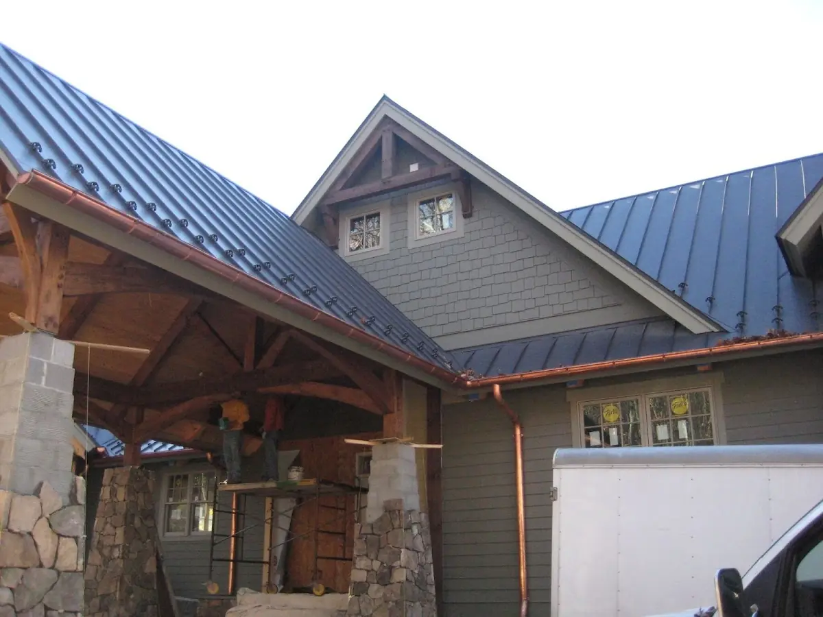 Craftsman Roofing team delivering quality roofing work in Shumaker Crossing